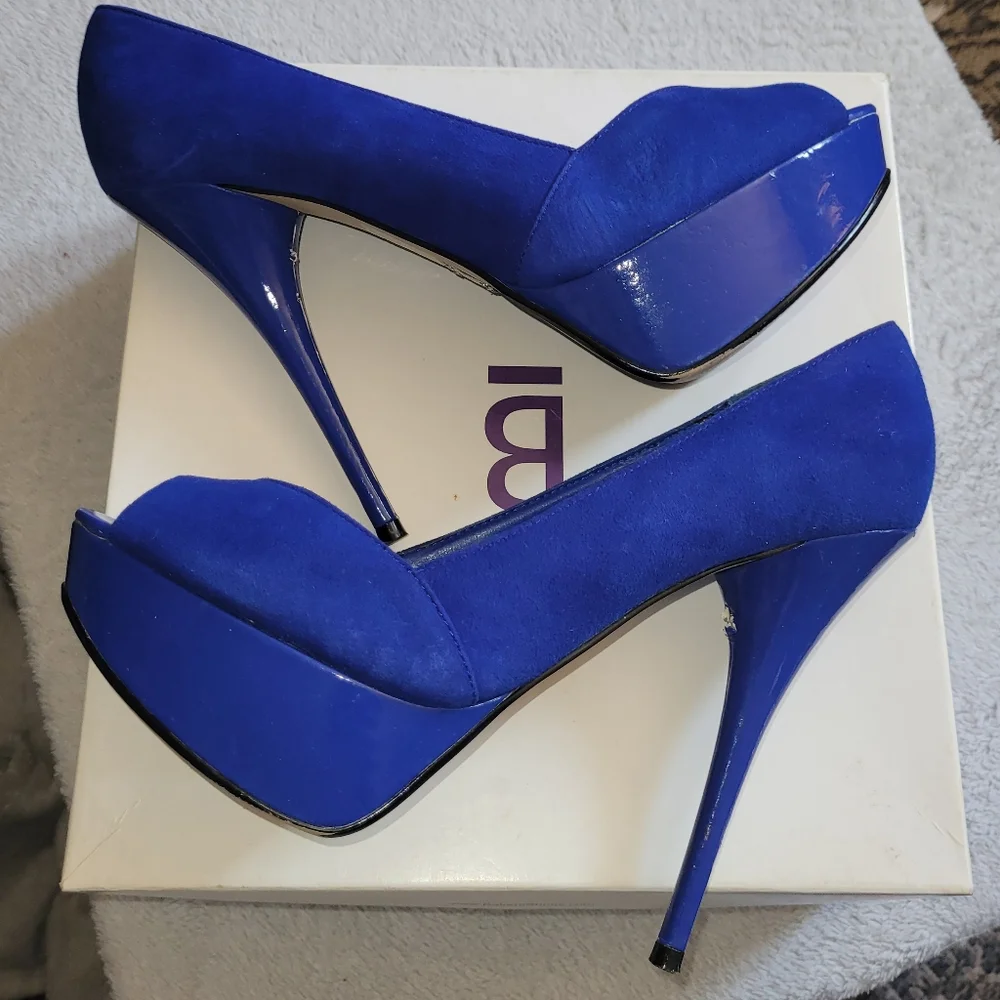 BAKERS Shoes Style Eryn Blue Platform Pumps - Picture 8 of 12